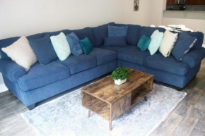Chic 1BR King Bed Condo